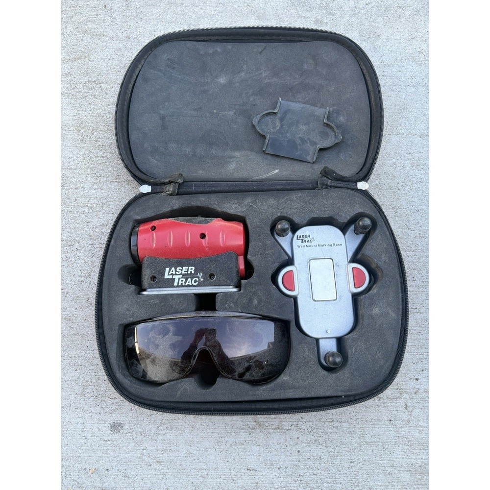 Craftsman 4-in-1 Level w Laser Trac Zip Case 3 Mounting Bases & Glasses 48251